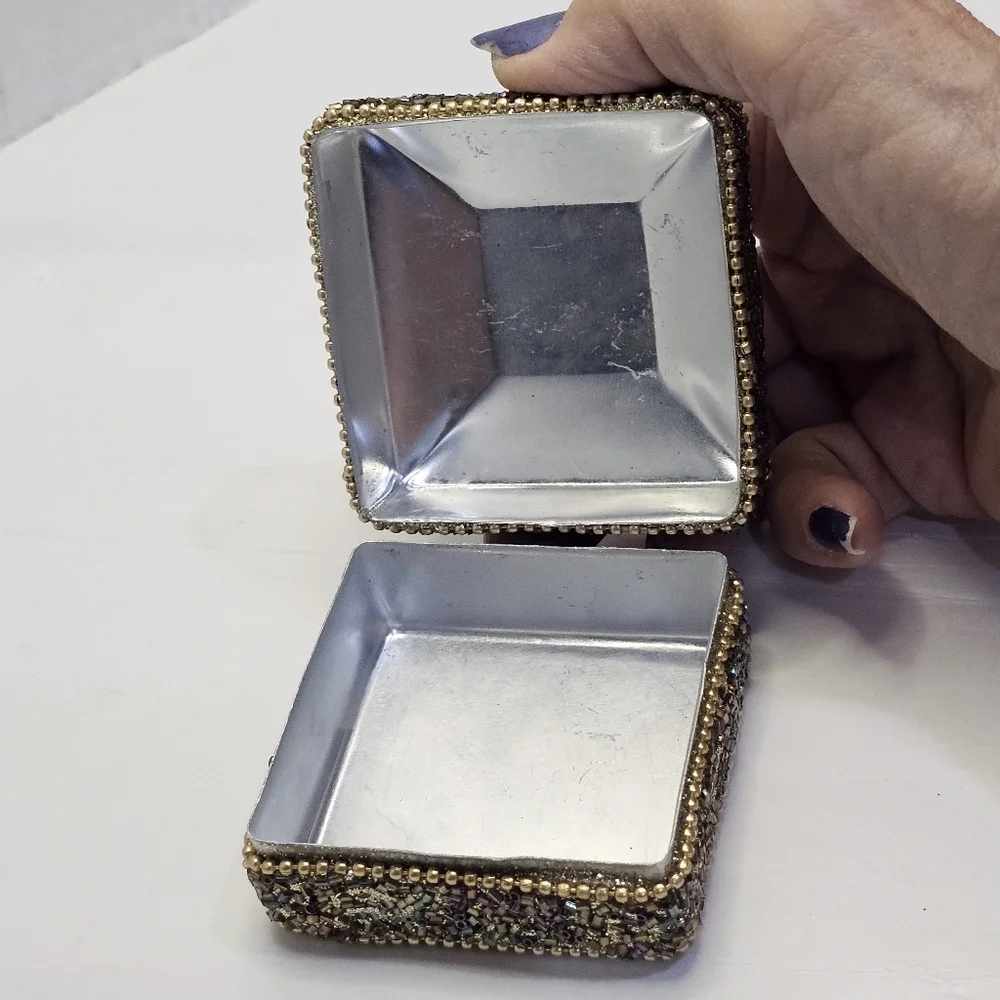 BOHO Gold & Colored Beads - Beaded Metal Trinket Box Small Vintage ** READ **